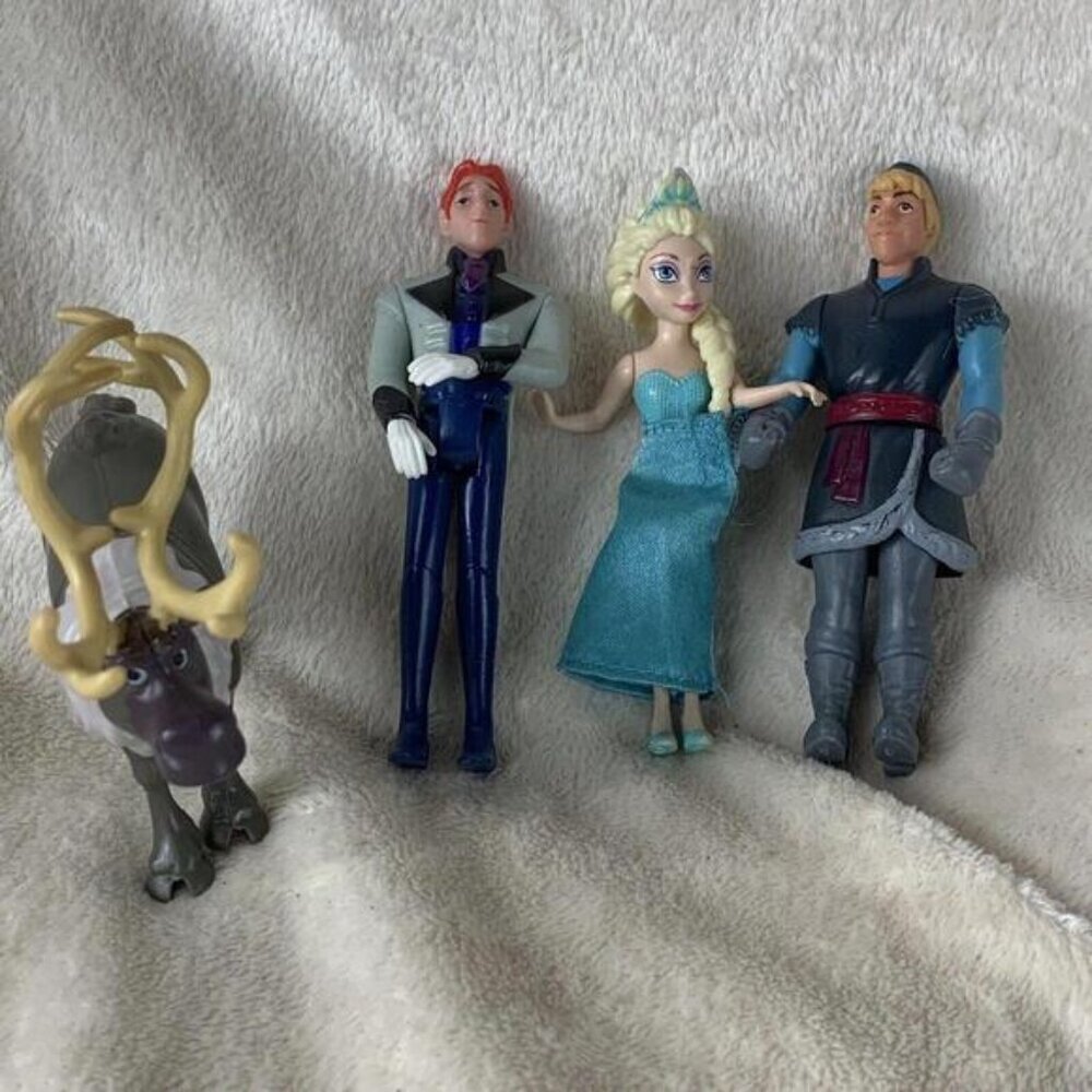 Disney Frozen Polly Pocket Size Dolls Elsa Kristoff Hans Sven 4inchLot